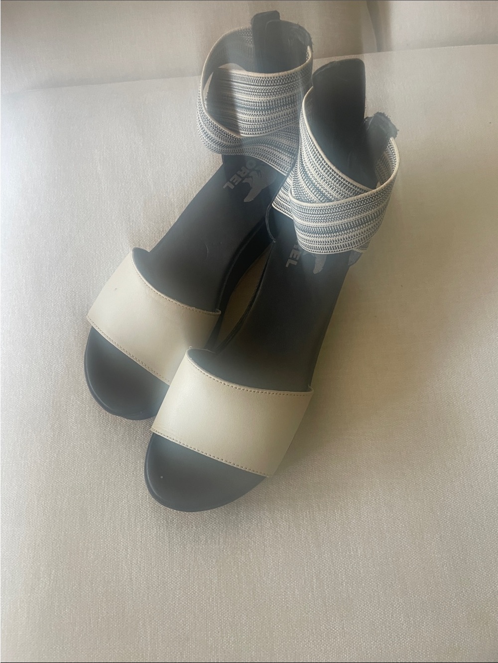 Sorel Cream and Black Strappy Elastic Ankle Sandals